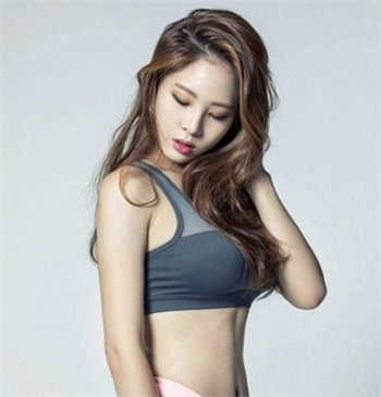 黑帝的倾城神医妻