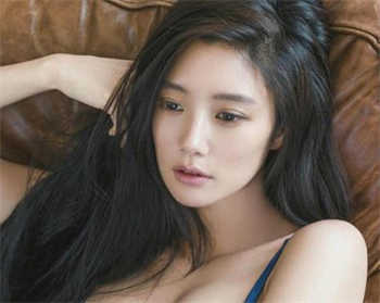 妇产科的女医生
