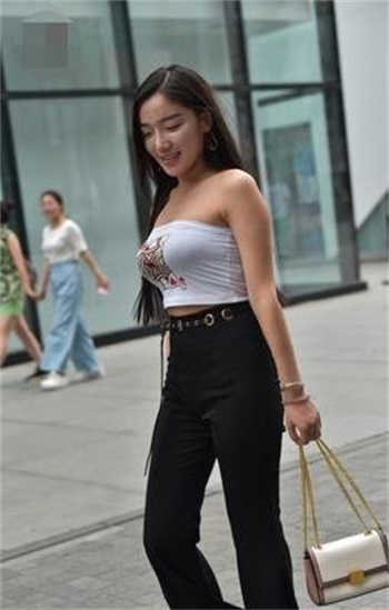 臣服1by墨青城百度网盘