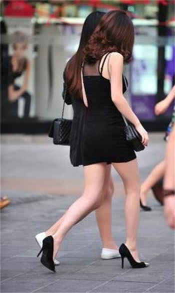 实拍南阳师院包月女图