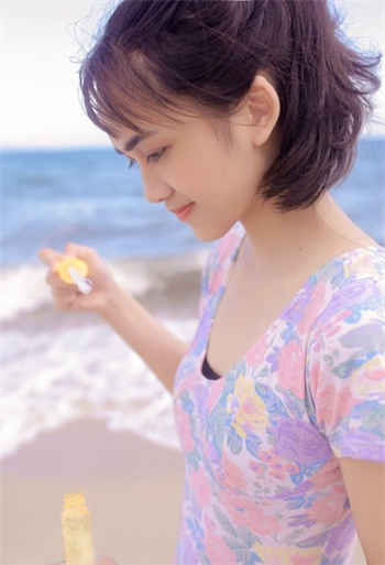 jk裙子内部倒立