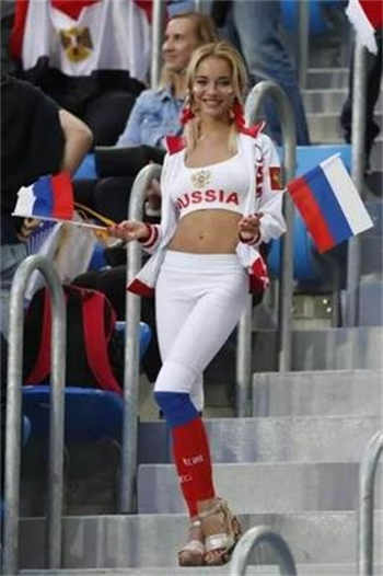十六张麻将写真馆视频