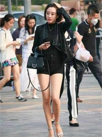 妻子由拒绝到同意我们3q