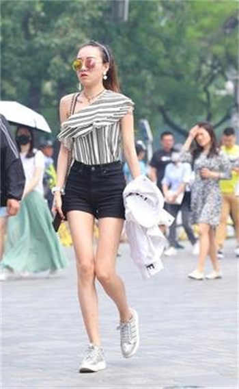 高冷少f教师的沦陷朱碗清