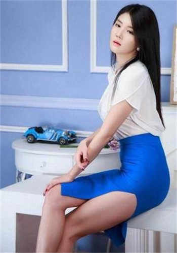 新婚妻子送请柬糟试车