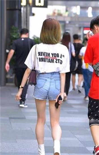 麻豆女神穷小子大翻身