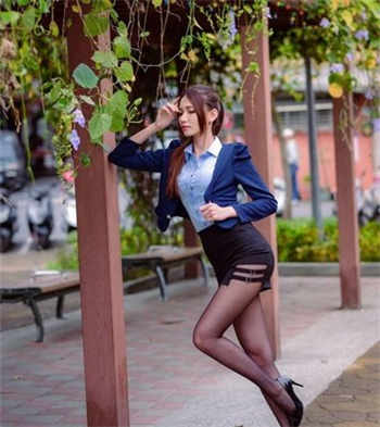 9uu破解版登录解锁vip权限
