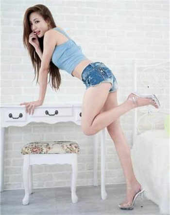 孙倩老师和高义校长