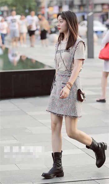 玛丽莲果冻传媒0
