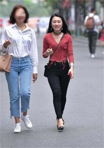 王多鱼文赫打扑克