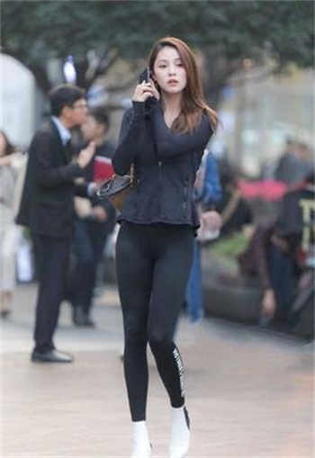泌尿科女医生2女助理是谁