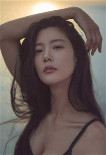 女租客付不起房租自己抵偿